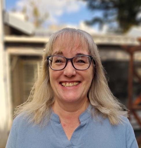 With over 20 years of experience in intuitive guidance and spiritual development, Vanessa is passionate about helping people gain clarity, healing, an