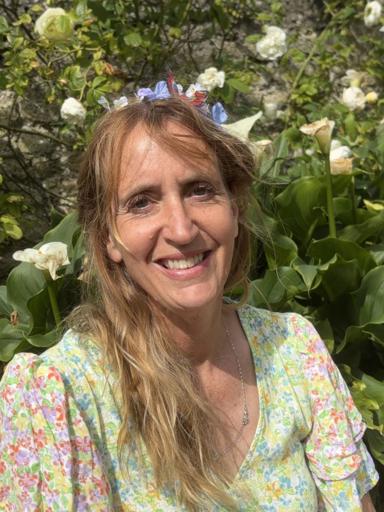 Claire is a trained medium, oracle card consultant, and intuitive tarot card reader